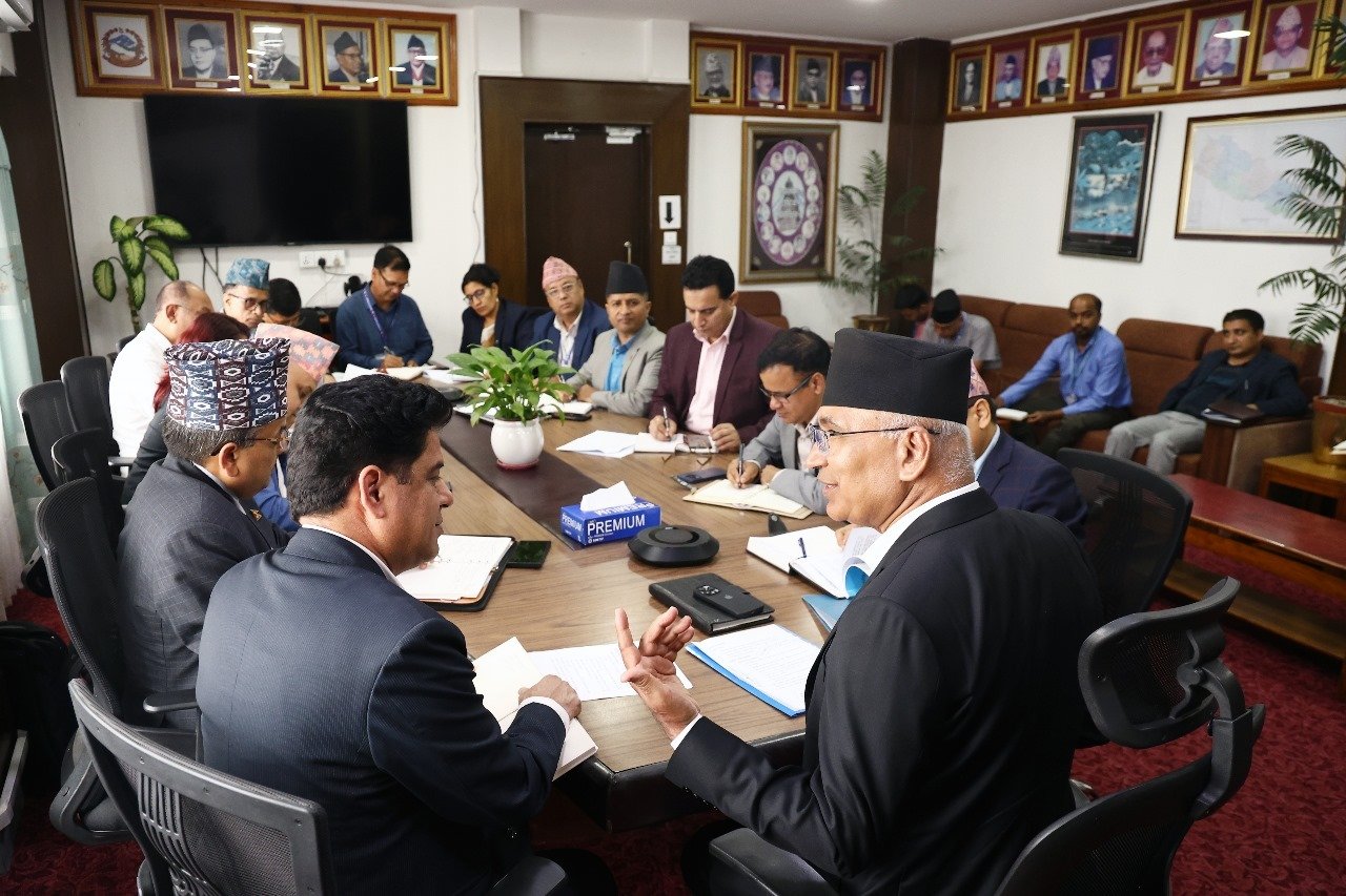 उद्योगमन्त्री भण्डारी र अर्थमन्त्री पौडेलबीच बैठक सम्पन्न, आयातित वस्तुमा गुणस्तर अनिवार्य गरिने