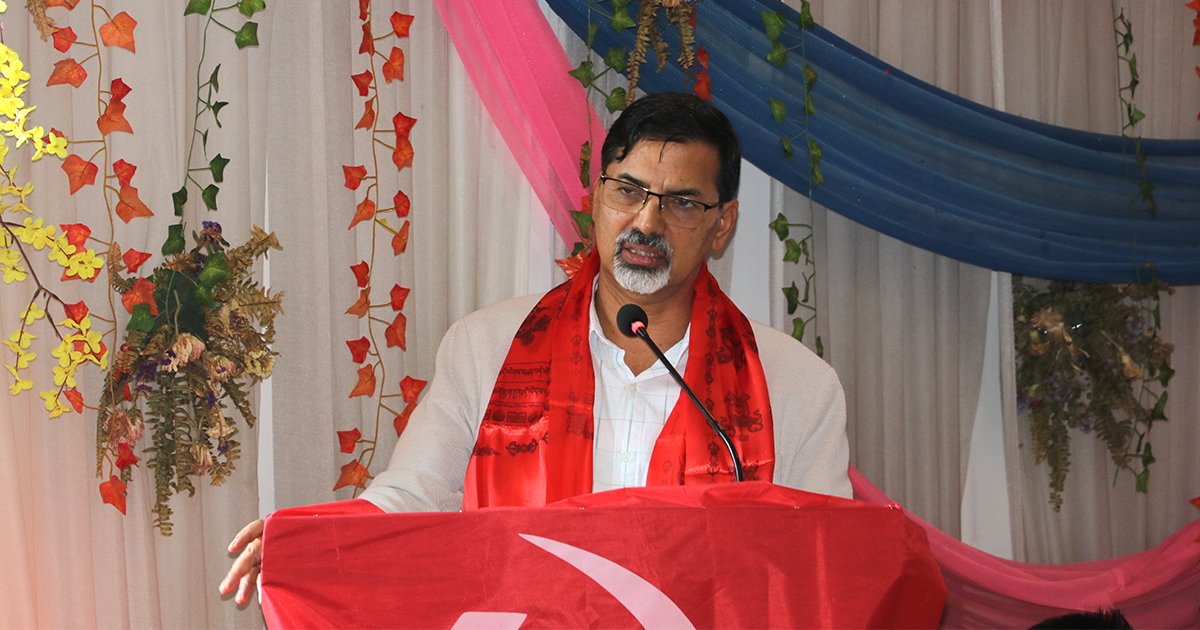 प्रचण्डपथ छाड्दा पार्टीमा टुटफुट आयो : अर्थमन्त्री शर्मा