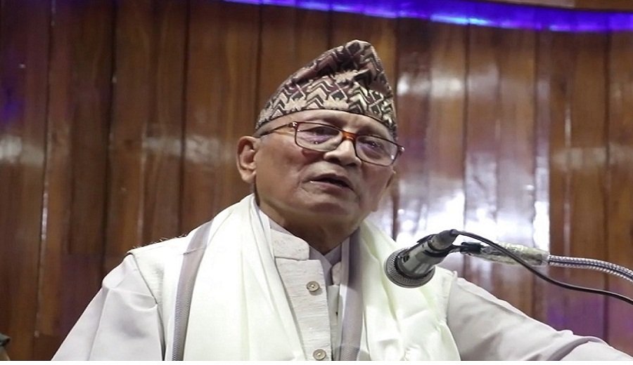 ‘मलाई टाढा वा नजिकको दृष्टिले नहेर्नुस्’