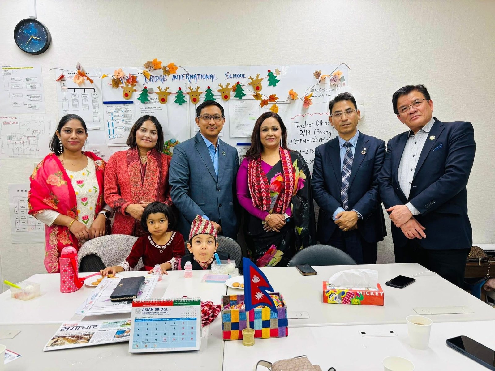 पत्रकार महासंघकी अध्यक्ष शर्माले गरिन एसियन ब्रिज इन्टरनेशनल स्कुल  को अवलोकन,  विद्यालयको शैशिक स्तर बृद्धीका लागी कोसेढुङगा बन्ने अपेक्षा