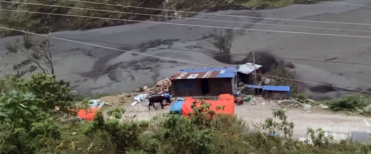 बूढीगण्डकीमा भीषण बाढी: चुमनुब्रीका ३५ घर बगायो, तटीय क्षेत्रमा उच्च सतर्कता