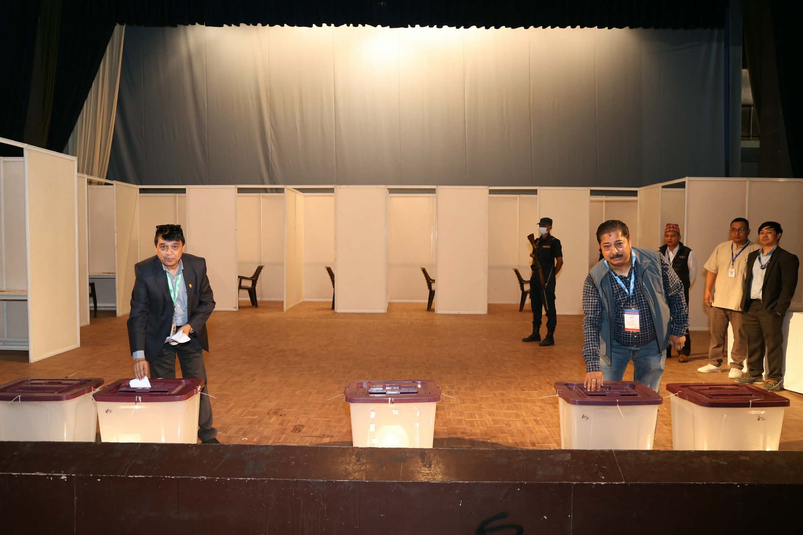 उद्योग वाणिज्य महासंघको नयाँ नेतृत्वका लागि मतदान जारी