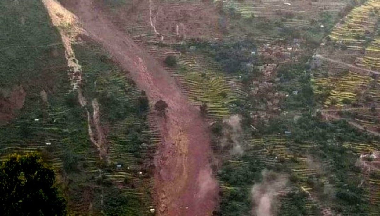 बाढी पहिरो र डुबानबाट देशभर १२१ को मृत्यु, २८ बेपत्ता