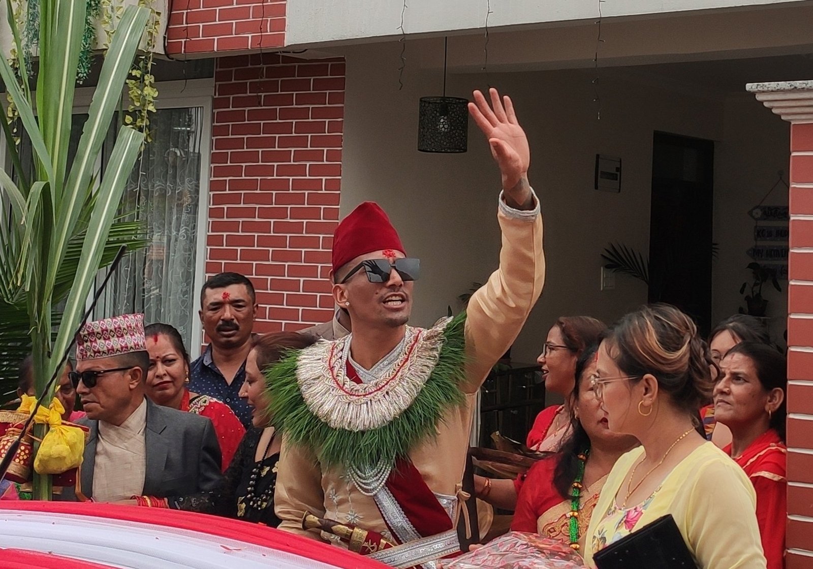 कञ्चनसँग लगनगाँठो कस्दै फुटबलर किरण चेमजोङ